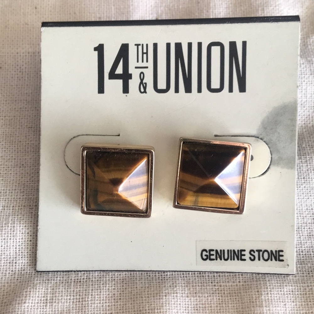 3/25 SALE ⭐️ 14th & Union Stone Earrings